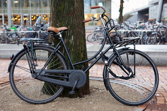 Vélo en ville, le port du masque antipollution est-il efficace ?