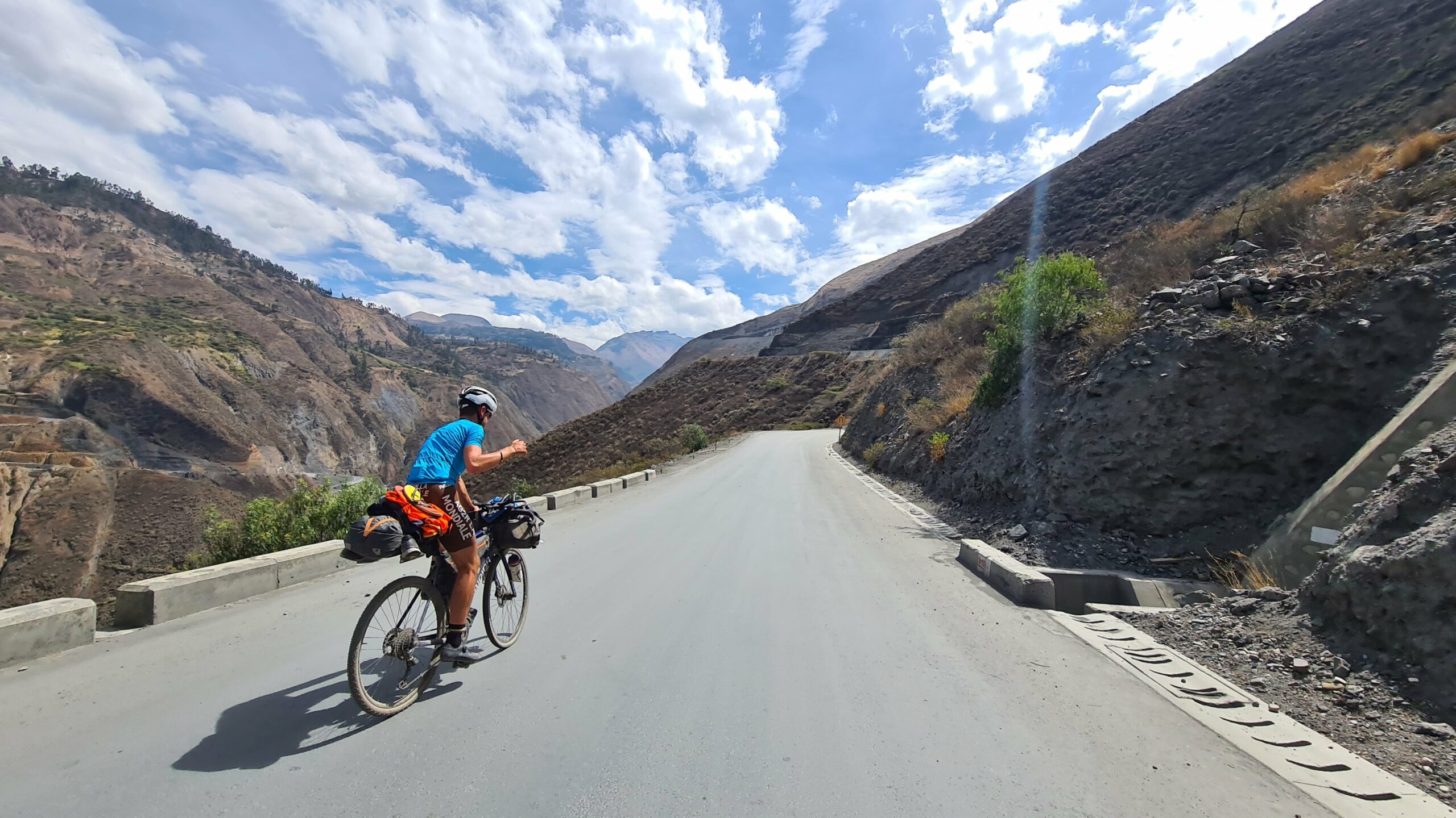 Bikepacking en haute montagne : 3 points essentiels à ne pas négliger !